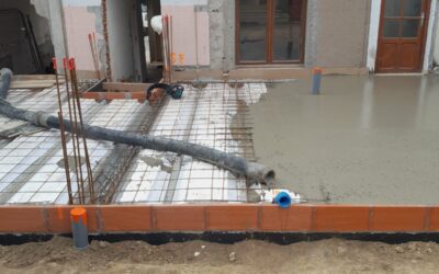 Extension d&rsquo;une maison en milieu contraint dans une cour intérieure à Perpignan