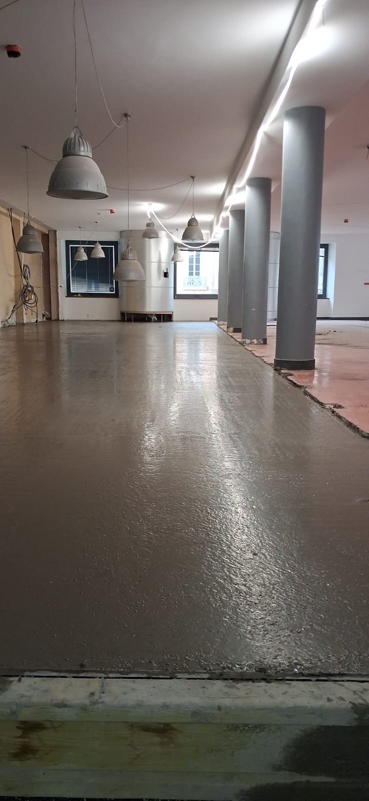 Création d’un plancher intérieur en structure métallique de type bac collaborant et béton armé à l’office de tourisme de Narbonne