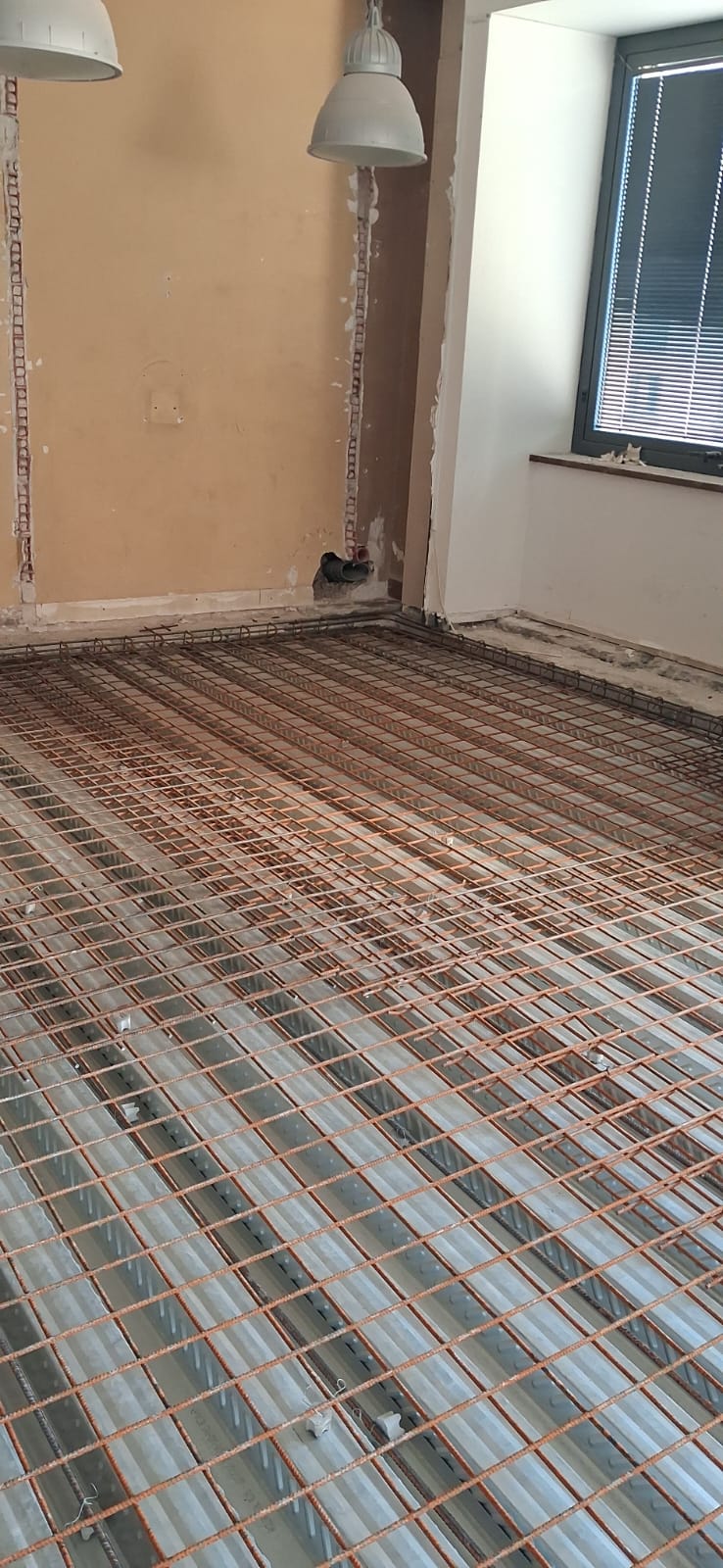 Création d’un plancher intérieur en structure métallique de type bac collaborant et béton armé à l’office de tourisme de Narbonne